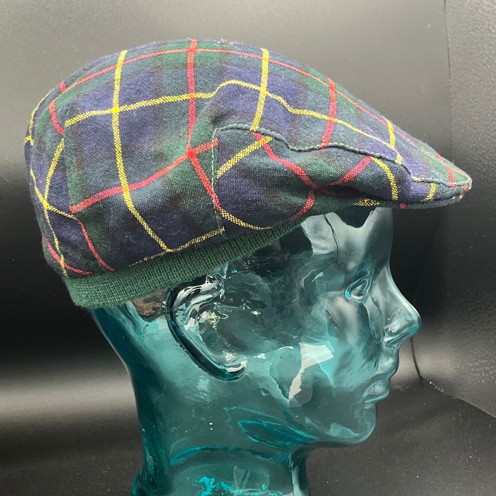 Lochcarron flat cap Macleod of Harris tartan Golf/Driving Cap Scotland 100% wool